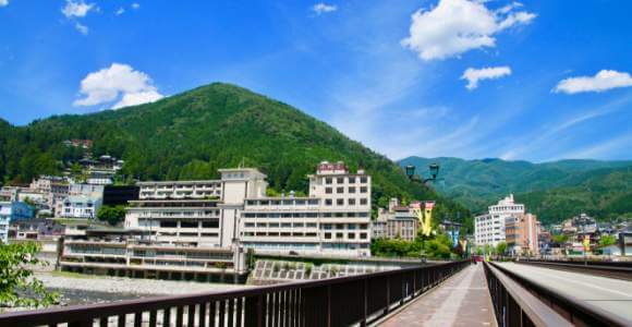 【岩倉店】岐阜・下呂温泉 日本三名泉の一つ!癒しと美肌の湯♨️