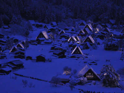 【岩倉店】世界遺産の冬だけの幻想的な世界へ⛄
